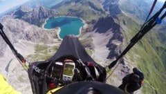 Beim Paragleiten kommt es immer wieder zu schweren Unfällen.