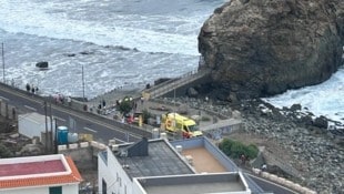 Die Einsatzkräfte auf Teneriffa waren am Samstag sehr gefordert.