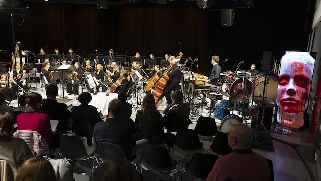 Das Symphonieorchester Vorarlberg interpretierte Werke von Hannah Kendall, Carl Tertio Druml, HK ...