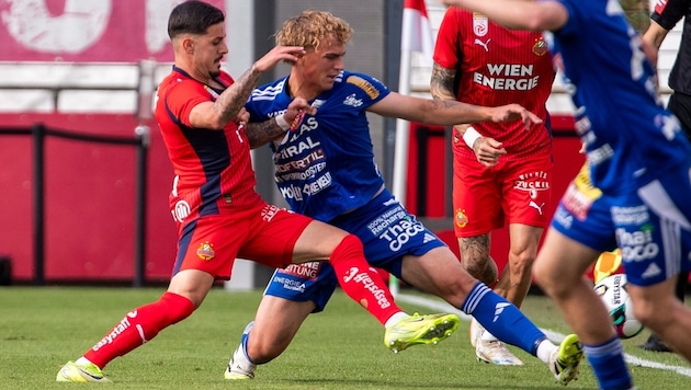 Die Entwicklung von Hartberg-Linksverteidiger Max Hennig wird bei Bayern München intensiv ...