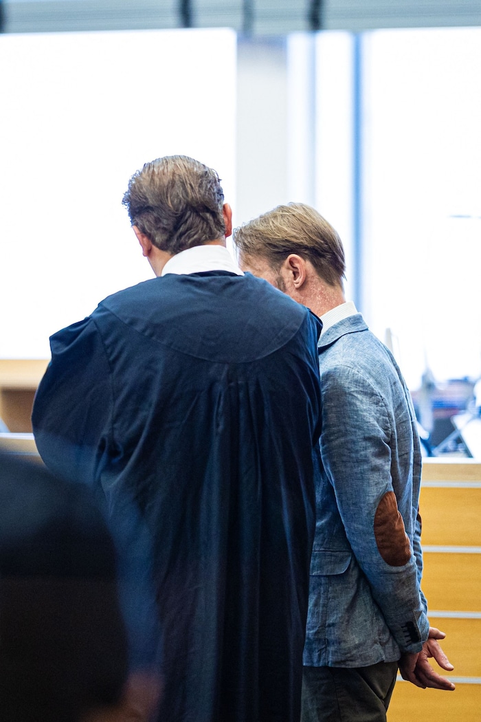 B. und sein Anwalt Friedrich Fülscher