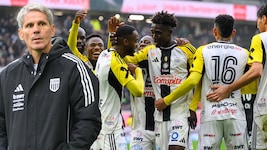 Die Linzer feiern gegen Altach einen 1:0-Heimsieg.