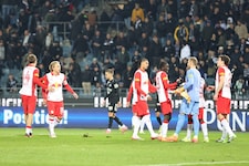 Salzburg stand hinten kompakt.