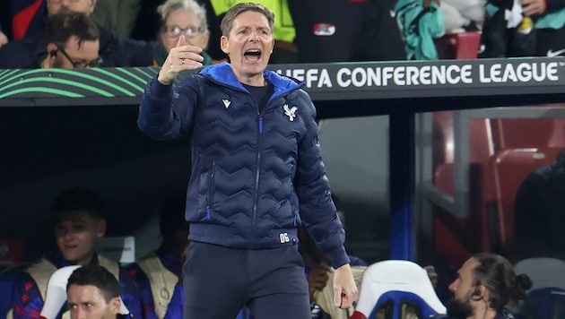 Oliver Glasner sorgt sich um seinen Abwehrchef.