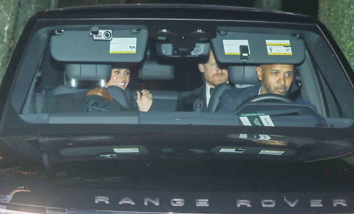 Meghan und Harry wurden beim Verlassen von Kris Jenners Party von den Paparazzi geknipst.