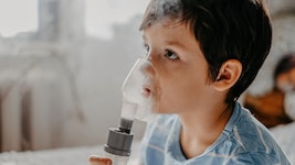 Zu den Symptomen von Long Covid zählen unter anderem Kurzatmitgkeit, chronische Müdigkeit, ...