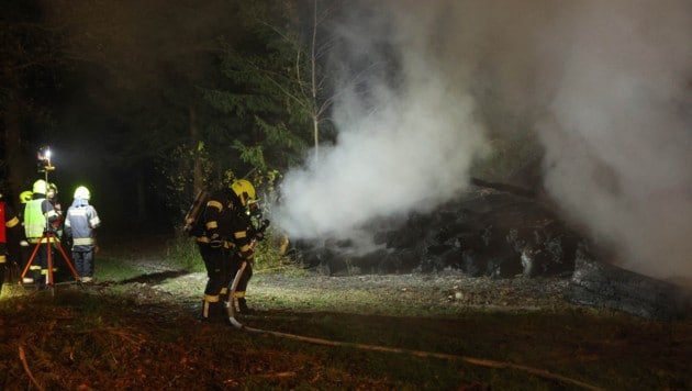 Der Holzstoß dürfte schon länger gebrannt haben