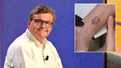 Die Tätowierung von Carlo Calenda ist klein, hat aber große Symbolkraft. 