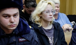 Diana Loginows Anti-Putin-Song ging viral – nun hat die junge Frau Ärger mit der russischen ...