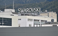 In den vergangenen Jahren mussten am Tiroler Stammsitz des Weltkonzerns Tausende Mitarbeiter ...