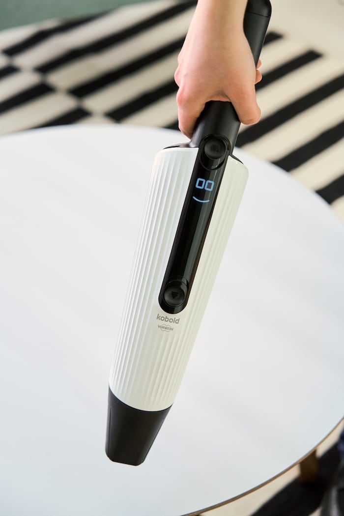 Mit zwei Leistungsstufen sorgt der Kobold VM7 fuer gruendliche Reinigung.