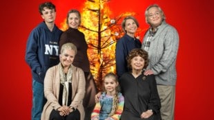 Bühnenreifer TV-Spaß: „Gregor“ Johannes Brand, „Kati“ Julia Jelinek, „Lilibet“ Verena ...