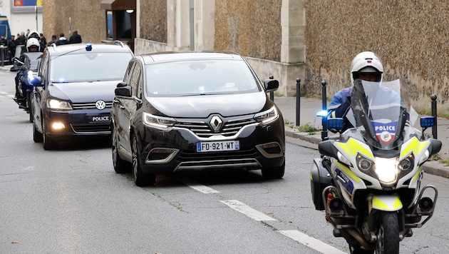 Nicolas Sarkozy left prison again after just three weeks.