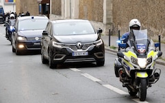 Nicolas Sarkozy hat nach nur drei Wochen das Gefängnis schon wieder verlassen.