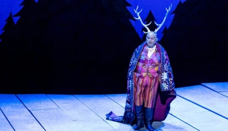 Steht nicht nur vokal im Mittelpunkt: Ambrogio Maestri als Sir John Falstaff mit fülligem ...