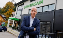 Plainfelds Bürgermeister Wolfgang Ganzenhuber ist stolz darauf, dass die Gemeinde energieautark ...