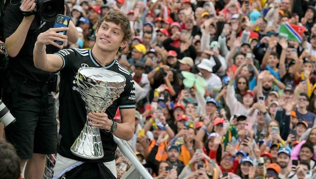 Kimi genoss den Jubel der enthusiastischen Fans in Brasilien