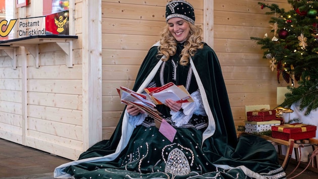 und eine Million Briefe laufen jedes Jahr über das Postamt Christkindl in Steyr – Tendenz ...