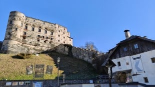 Für die Heimreise nach Gmünd nutzt Eva die Öffis.