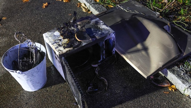 Der ausgebrannte Mikrowellenherd.