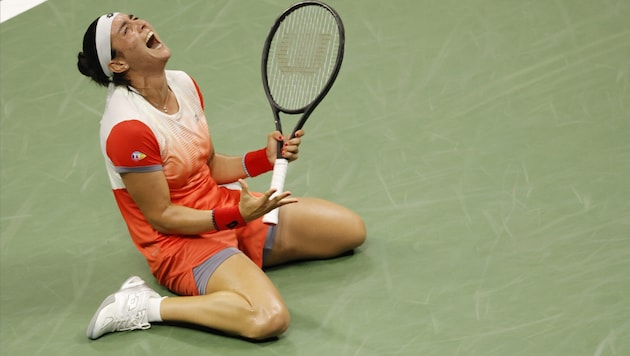 Ons Jabeur jubelt diesmal abseits des Tennisplatzes.