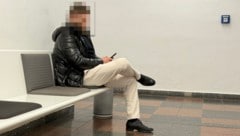 Der Angeklagte wartete auf das Urteil