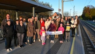 Protest in Gussendorf: Der Bahnhof steht künftig am Abstellgleis. 