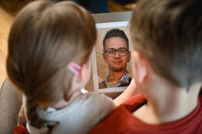 Elias (5) und Jana (2) vermissen ihren Papa.