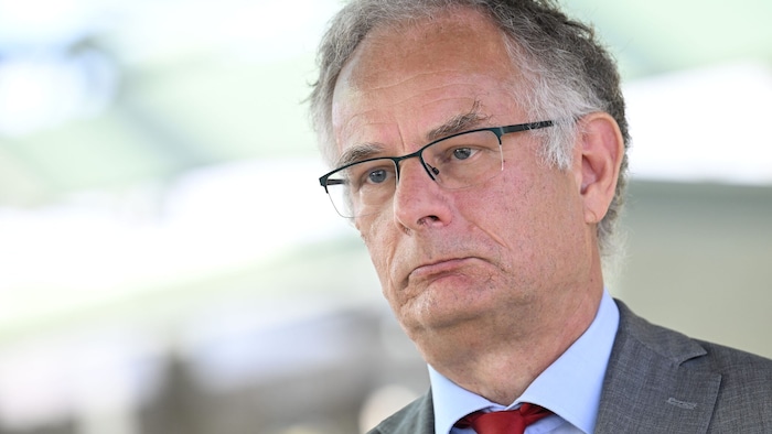 Finanzminister Markus Marterbauer (SPÖ) hat wenig zu lachen.