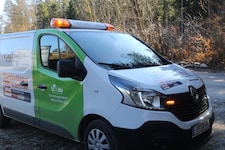 Den Tierrettern des Tiko bot sich ein erschütterndes Bild; Tierarzt Georg Rainer operierte gut ...