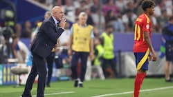 Luis de la Fuente (li.) muss auf Superstar Lamine Yamal verzichten.