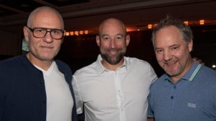 Holten 1995 mit den Kölner Haien die Deutsche Meisterschaft: Peter Draisaitl (li.), Herbert ...