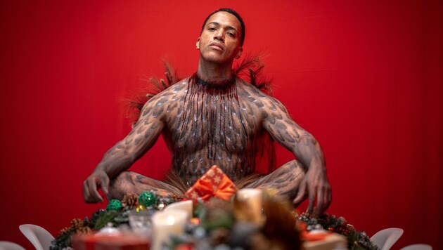 Cesár Sampson, bekennender Vegetarier, ruft zu Mäßigung im Fleischkonsum auf.