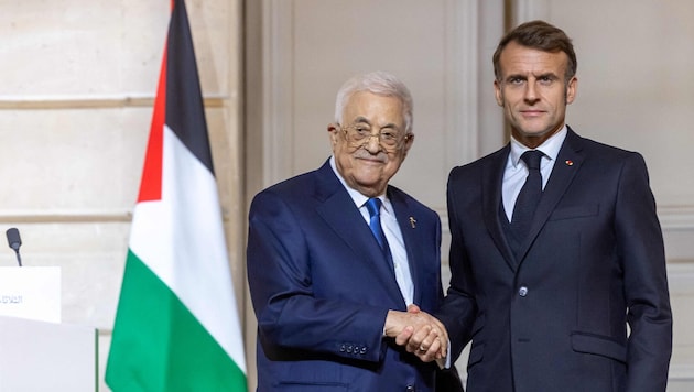 Von links: Palästinenserpräsident Mahmoud Abbas und Frankreichs Präsident Emmanuel Macron