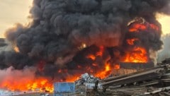 Die Freiwillige Feuerwehren Gersdorf, Straß, Spielfeld und Gamlitz standen im Einsatz.