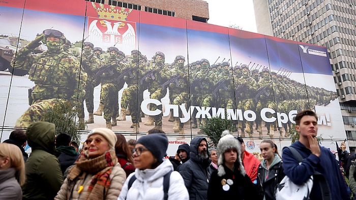 Sie wollen kein Luxushotel statt des ehemaligen Generalstabsgebäudes in Belgrad. Auch wenn ...