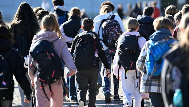 Bis Mitte der 2080er-Jahre sollen laut UNO 10,3 Milliarden Menschen auf der Erde leben ...