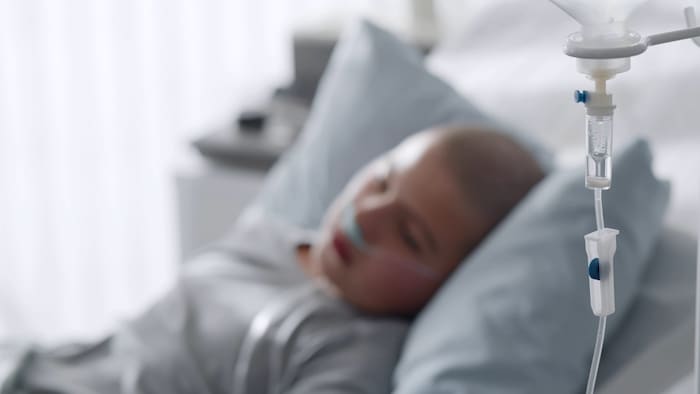 Junge Krebspatienten sind während einer Chemotherapie auf Blutkonserven angewiesen.