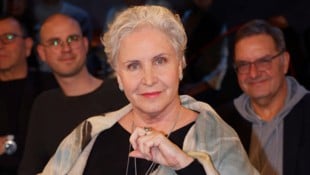 Katerina Jacob hat genug vom Glamour: Der „Bulle von Tölz“-Star rechnet auf Facebook knallhart ...