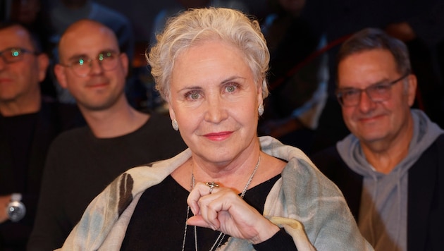 Katerina Jacob hat genug vom Glamour: Der „Bulle von Tölz“-Star rechnet auf Facebook knallhart ...