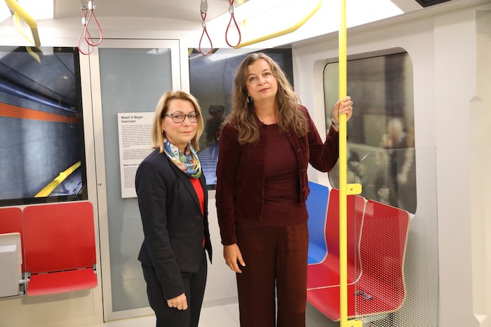 Wiener Linien boss Alexandra Reinagl and City Councillor for Transport Ulli Sima (SPÖ)