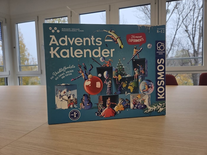 Chemie, Biologie und Physik – für Wissensdurstige ein spannender Kalender.