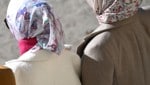 Die 16-Jährige legte ihr Kopftuch freiwillig ab. Dem Bruder passte das gar nicht.