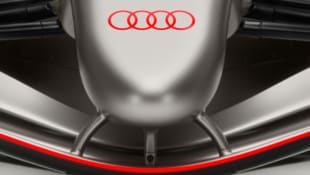 Die Audi-Ringe erstrahlen in der Formel 1 in Rot