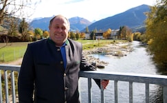 Bürgermeister Viehauser ist sichtlich stolz auf das neue Gebiet. 