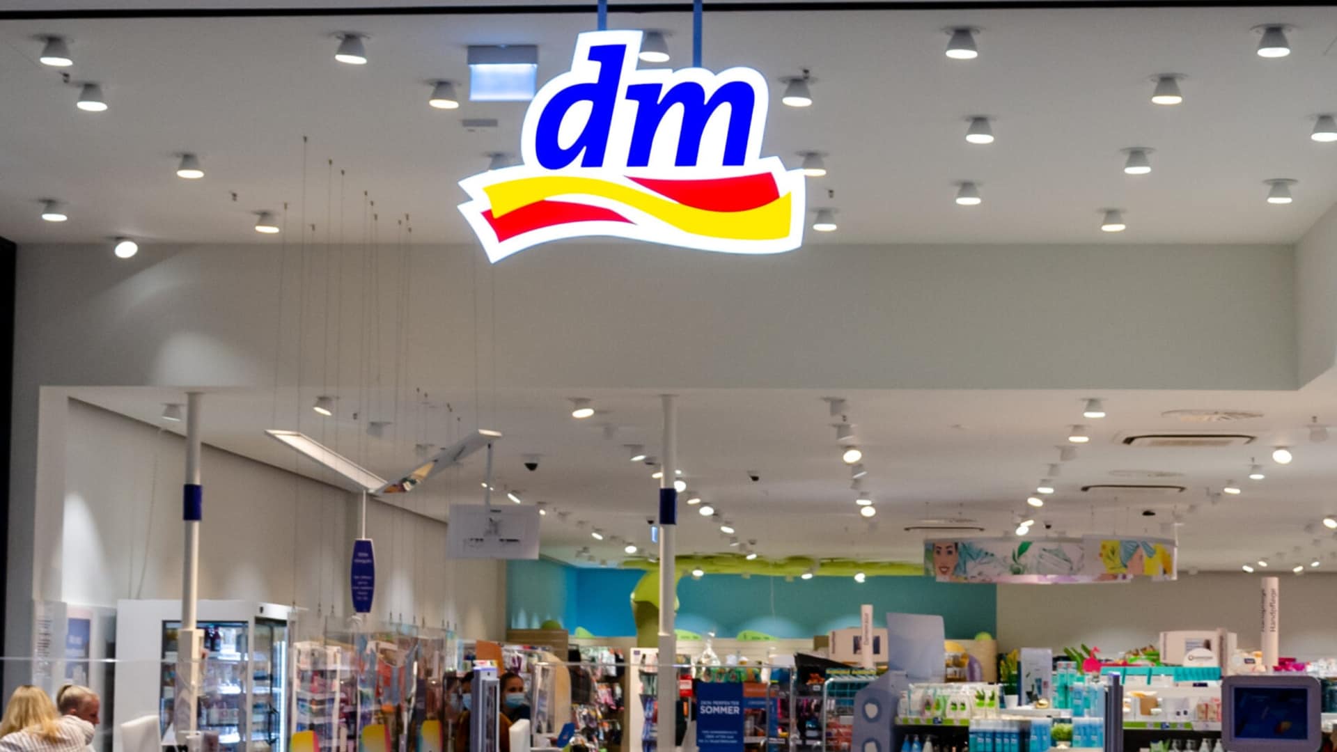 Wants online sales