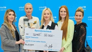 Frauen-Power: Jennifer Berl-Doerk, Model Franziska Knuppe, Schauspielerin Valerie Huber, Model ...