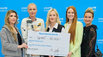 Frauen-Power: Jennifer Berl-Doerk, Model Franziska Knuppe, Schauspielerin Valerie Huber, Model ...