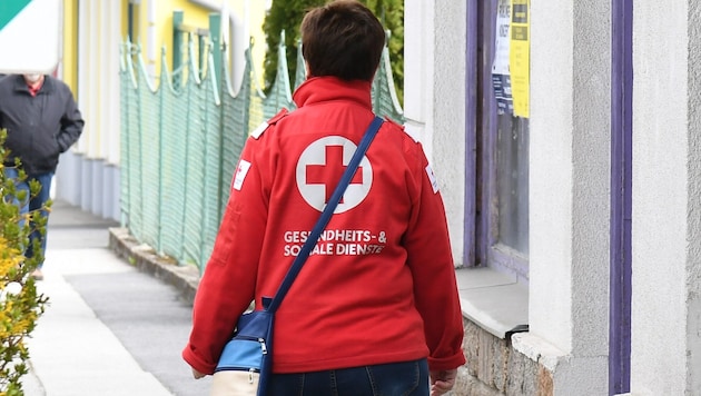 Die Anforderungen im Alltag der mobilen Pflege sind hoch.