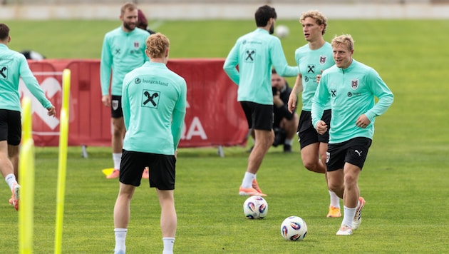 Unruhe machte sich in der Mannschaft jedoch nicht breit, wie Nicolas Seiwald und Romano Schmid ...